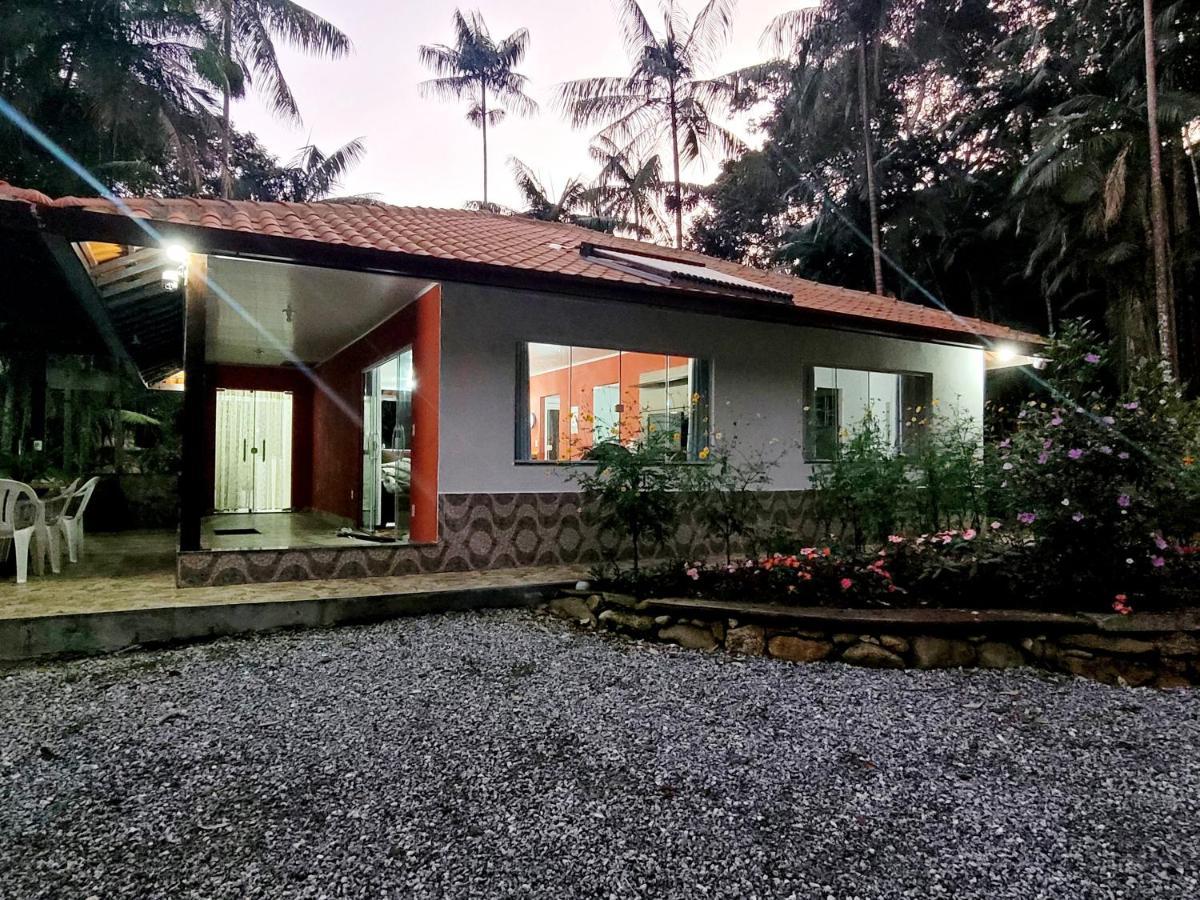 新弗里堡Casa Inteira Em Lumiar , Recanto Das Palmeiras-Nf.别墅 外观 照片